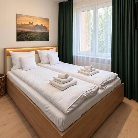 Two-bedroom With Free Parking And Air Conditioning * Krakkó